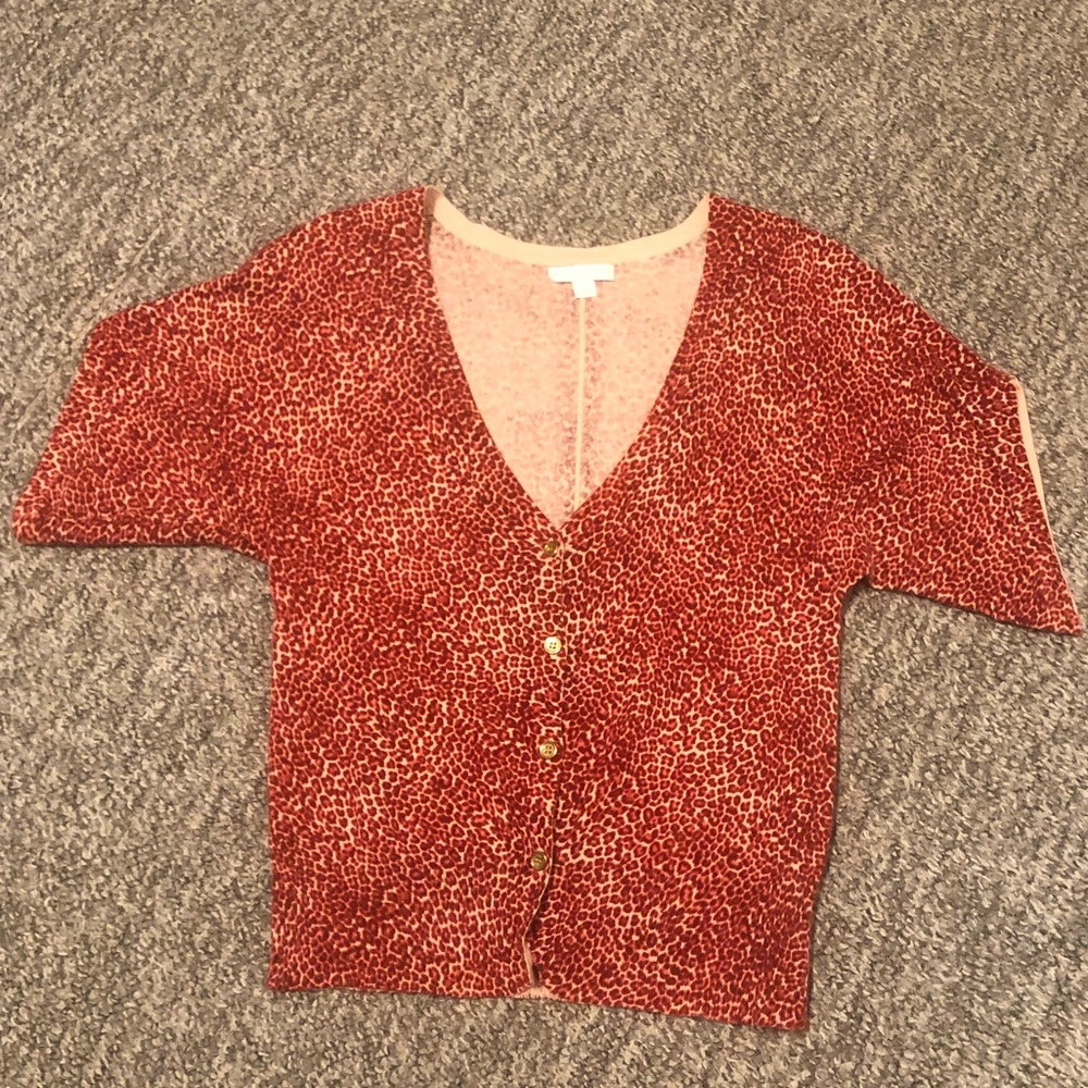 New York & Company Buttons Down Leopard Print Top V-Neck Size Small